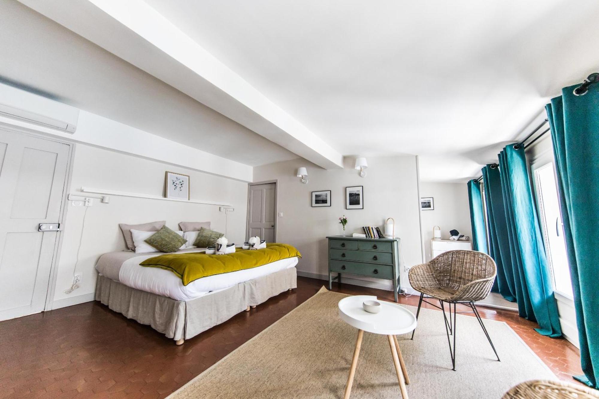 Boutique Hotel - La Demoiselle Avignon Room photo