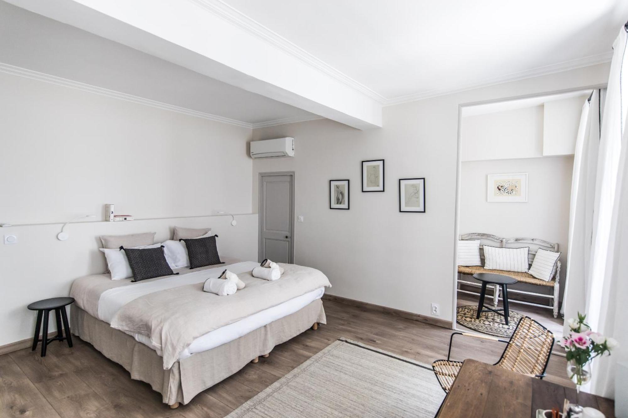 Boutique Hotel - La Demoiselle Avignon Room photo